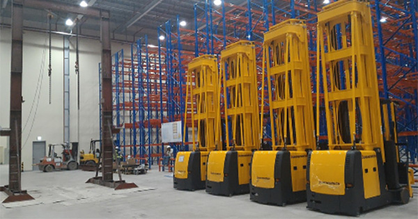 Xe nâng cao 18m dành cho lối đi hẹp